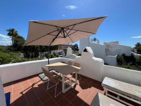 Estepona - Playa - 2 dormitorios con terraza solárium